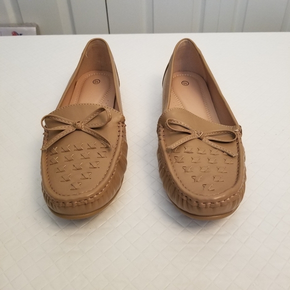 Womens Tan Driving Shoes Faux Leather Size 10 RN 87077 - Picture 6 of 6